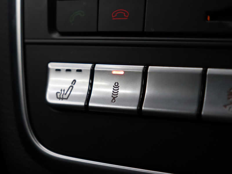 AMG CLAクラス CLA45ｼｭｰﾃｨﾝｸﾞﾌﾞﾚｰｸ 4MATIC ﾚｰﾀﾞｰSP　黒革 ｼｰﾄﾋｰﾀｰ 純正HDDﾅﾋﾞTV Bluetooth Carplay Bｶﾒﾗ LEDﾍｯﾄﾞﾗｲﾄ 自動Rｹﾞｰﾄ&ﾊﾝｽﾞﾌﾙｰA AMGｻｽﾍﾟﾝｼｮﾝ AMG強化ﾌﾞﾚｰｷ AMGｴｱﾛ&AMG18AW　2年保証