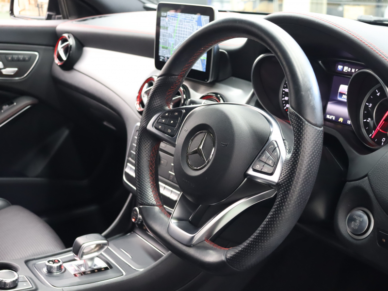 AMG CLAクラス CLA45ｼｭｰﾃｨﾝｸﾞﾌﾞﾚｰｸ 4MATIC ﾚｰﾀﾞｰSP　黒革 ｼｰﾄﾋｰﾀｰ 純正HDDﾅﾋﾞTV Bluetooth Carplay Bｶﾒﾗ LEDﾍｯﾄﾞﾗｲﾄ 自動Rｹﾞｰﾄ&ﾊﾝｽﾞﾌﾙｰA AMGｻｽﾍﾟﾝｼｮﾝ AMG強化ﾌﾞﾚｰｷ AMGｴｱﾛ&AMG18AW　2年保証