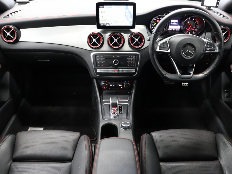 AMG CLAクラス CLA45ｼｭｰﾃｨﾝｸﾞﾌﾞﾚｰｸ 4MATIC ﾚｰﾀﾞｰSP　黒革 ｼｰﾄﾋｰﾀｰ 純正HDDﾅﾋﾞTV Bluetooth Carplay Bｶﾒﾗ LEDﾍｯﾄﾞﾗｲﾄ 自動Rｹﾞｰﾄ&ﾊﾝｽﾞﾌﾙｰA AMGｻｽﾍﾟﾝｼｮﾝ AMG強化ﾌﾞﾚｰｷ AMGｴｱﾛ&AMG18AW　2年保証