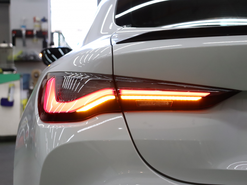 BMW Mシリーズ M4 ｺﾝﾍﾟﾃｨｼｮﾝ FR ｺﾝﾌｫｰﾄA&ﾊﾟｰｷﾝｸﾞｱｼｽﾄP ﾄﾞﾗｲﾋﾞﾝｸﾞｱｼｽﾄﾌﾟﾛﾌｪｯｼｮﾅﾙ　現行ﾓﾃﾞﾙ 黒革Mｼｰﾄ ﾍﾞﾝﾁﾚｰﾀｰ 10.25ｲﾝﾁ純正ﾅﾋﾞTV harman/Kardon 360ｶﾒﾗ ｶｰﾎﾞﾝｲﾝﾃﾘｱ Mﾌﾞﾚｰｷｼｽﾃﾑ  M専用ｴｱﾛ＆19ｲﾝﾁAW(ｽﾀｲﾘﾝｸﾞ825M)　2年保証