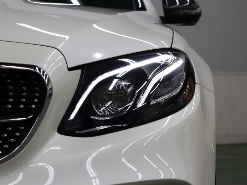 AMG Eクラス E53 4MATIC+ ｴｸｽｸﾙｰｼﾌﾞ&ﾚｰﾀﾞｰｾｰﾌﾃｨPKG　Meｺﾈ Pｽﾀ 黒革 ﾏｯｻｰｼﾞ ﾀﾞｲﾅﾐｯｸｼｰﾄ ﾋｰﾀｰ&ｸｰﾗｰ ﾊﾟﾉﾗﾏSR ﾅﾋﾞTV 360ｶﾒ ｴｱﾊﾞﾗﾝｽP ﾍｯﾄﾞｱｯﾌﾟD Brumesterｻｳﾝﾄﾞ 自動ﾄﾗﾝｸ&ﾌｯﾄﾄﾗﾝｸｵｰﾌﾟﾅｰ AMGｴｱﾛ 20ｲﾝﾁAW　2年保証