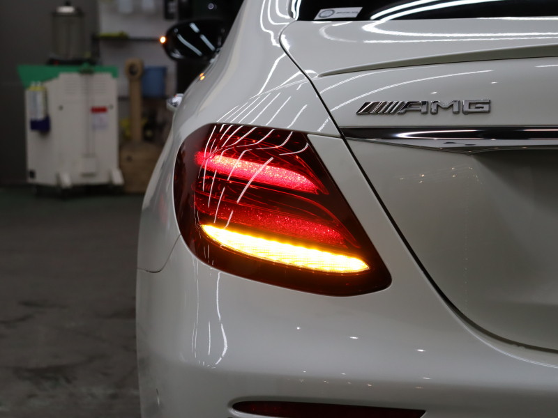 AMG Eクラス E53 4MATIC+ ｴｸｽｸﾙｰｼﾌﾞ&ﾚｰﾀﾞｰｾｰﾌﾃｨPKG　Meｺﾈ Pｽﾀ 黒革 ﾏｯｻｰｼﾞ ﾀﾞｲﾅﾐｯｸｼｰﾄ ﾋｰﾀｰ&ｸｰﾗｰ ﾊﾟﾉﾗﾏSR ﾅﾋﾞTV 360ｶﾒ ｴｱﾊﾞﾗﾝｽP ﾍｯﾄﾞｱｯﾌﾟD Brumesterｻｳﾝﾄﾞ 自動ﾄﾗﾝｸ&ﾌｯﾄﾄﾗﾝｸｵｰﾌﾟﾅｰ AMGｴｱﾛ 20ｲﾝﾁAW　2年保証