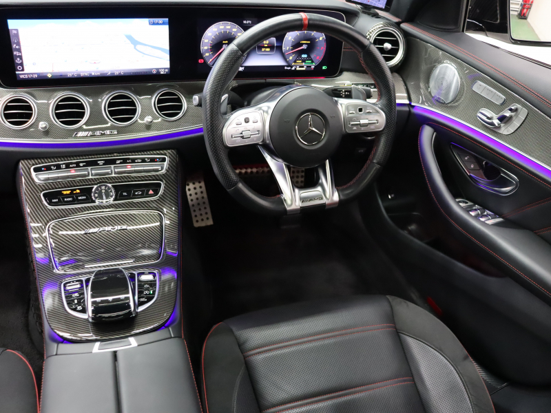 AMG Eクラス E53 4MATIC+ ｴｸｽｸﾙｰｼﾌﾞ&ﾚｰﾀﾞｰｾｰﾌﾃｨPKG　Meｺﾈ Pｽﾀ 黒革 ﾏｯｻｰｼﾞ ﾀﾞｲﾅﾐｯｸｼｰﾄ ﾋｰﾀｰ&ｸｰﾗｰ ﾊﾟﾉﾗﾏSR ﾅﾋﾞTV 360ｶﾒ ｴｱﾊﾞﾗﾝｽP ﾍｯﾄﾞｱｯﾌﾟD Brumesterｻｳﾝﾄﾞ 自動ﾄﾗﾝｸ&ﾌｯﾄﾄﾗﾝｸｵｰﾌﾟﾅｰ AMGｴｱﾛ 20ｲﾝﾁAW　2年保証