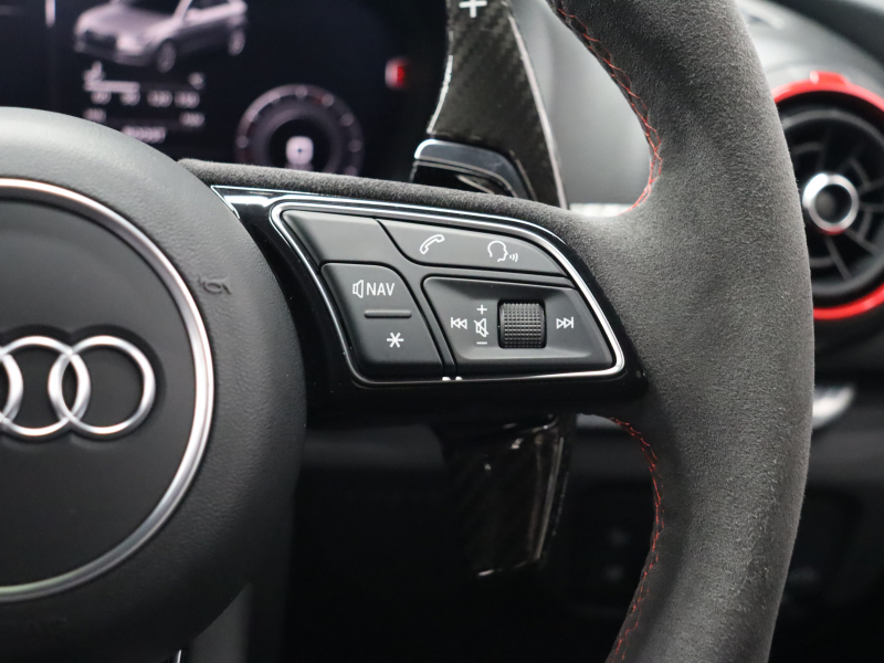 アウディ RS3 ｽﾎﾟｰﾂﾊﾞｯｸ RSﾃﾞｻﾞｲﾝPKG ｱﾙﾐﾆｳﾑｽﾀｲﾘﾝｸﾞP　ADVｷｰ Audiﾏｸﾞﾈﾃｨｯｸﾗｲﾄﾞ 黒革ｼｰﾄ MMIﾅﾋﾞTV Bang&Olufsen Bluetooth Bｶﾒﾗ ﾏﾄﾘｸｽLEDﾗｲﾄ ﾊﾞｰﾁｬﾙｺｸﾋﾟｯﾄ 19AW　2年保証付