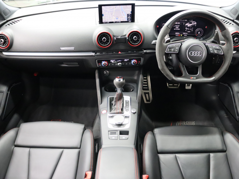 アウディ RS3 ｽﾎﾟｰﾂﾊﾞｯｸ RSﾃﾞｻﾞｲﾝPKG ｱﾙﾐﾆｳﾑｽﾀｲﾘﾝｸﾞP　ADVｷｰ Audiﾏｸﾞﾈﾃｨｯｸﾗｲﾄﾞ 黒革ｼｰﾄ MMIﾅﾋﾞTV Bang&Olufsen Bluetooth Bｶﾒﾗ ﾏﾄﾘｸｽLEDﾗｲﾄ ﾊﾞｰﾁｬﾙｺｸﾋﾟｯﾄ 19AW　2年保証付