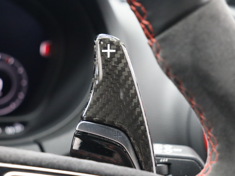 アウディ RS3 ｽﾎﾟｰﾂﾊﾞｯｸ RSﾃﾞｻﾞｲﾝPKG ｱﾙﾐﾆｳﾑｽﾀｲﾘﾝｸﾞP　ADVｷｰ Audiﾏｸﾞﾈﾃｨｯｸﾗｲﾄﾞ 黒革ｼｰﾄ MMIﾅﾋﾞTV Bang&Olufsen Bluetooth Bｶﾒﾗ ﾏﾄﾘｸｽLEDﾗｲﾄ ﾊﾞｰﾁｬﾙｺｸﾋﾟｯﾄ 19AW　2年保証付