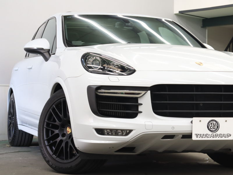 ポルシェ カイエン GTS　ｴﾝﾄﾘｰﾄﾞﾗｲﾌﾞ ﾌﾞﾗｯｸﾊｰﾌﾚｻﾞｰ ﾋｰﾀｰ ﾊﾟﾉﾗﾏSR 純正ﾅﾋﾞ TV Bｶﾒﾗ ｷｾﾉﾝﾗｲﾄ 自動Rｹﾞｰﾄﾞ ｱﾙｶﾝﾀｰﾗﾙｰﾌﾗｲﾅｰ ｽﾎﾟｰﾂｴｸﾞｿﾞｰｽﾄ Sportﾓｰﾄﾞ ﾚｯﾄﾞｷｬﾘﾊﾟｰ 純正RSﾃﾞｻﾞｲﾝ20ｲﾝﾁAW　2年保証