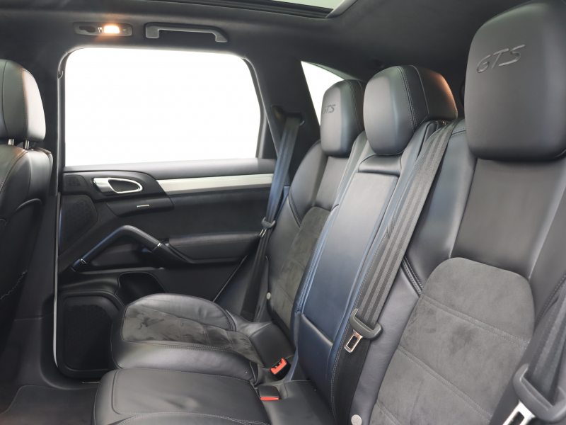 ポルシェ カイエン GTS　ｴﾝﾄﾘｰﾄﾞﾗｲﾌﾞ ﾌﾞﾗｯｸﾊｰﾌﾚｻﾞｰ ﾋｰﾀｰ ﾊﾟﾉﾗﾏSR 純正ﾅﾋﾞ TV Bｶﾒﾗ ｷｾﾉﾝﾗｲﾄ 自動Rｹﾞｰﾄﾞ ｱﾙｶﾝﾀｰﾗﾙｰﾌﾗｲﾅｰ ｽﾎﾟｰﾂｴｸﾞｿﾞｰｽﾄ Sportﾓｰﾄﾞ ﾚｯﾄﾞｷｬﾘﾊﾟｰ 純正RSﾃﾞｻﾞｲﾝ20ｲﾝﾁAW　2年保証