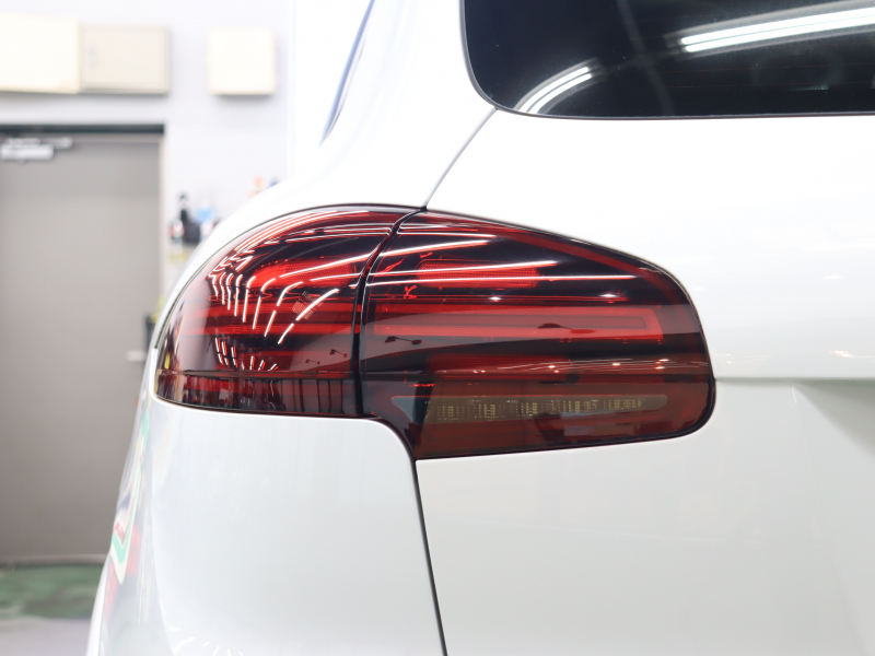 ポルシェ カイエン GTS　ｴﾝﾄﾘｰﾄﾞﾗｲﾌﾞ ﾌﾞﾗｯｸﾊｰﾌﾚｻﾞｰ ﾋｰﾀｰ ﾊﾟﾉﾗﾏSR 純正ﾅﾋﾞ TV Bｶﾒﾗ ｷｾﾉﾝﾗｲﾄ 自動Rｹﾞｰﾄﾞ ｱﾙｶﾝﾀｰﾗﾙｰﾌﾗｲﾅｰ ｽﾎﾟｰﾂｴｸﾞｿﾞｰｽﾄ Sportﾓｰﾄﾞ ﾚｯﾄﾞｷｬﾘﾊﾟｰ 純正RSﾃﾞｻﾞｲﾝ20ｲﾝﾁAW　2年保証