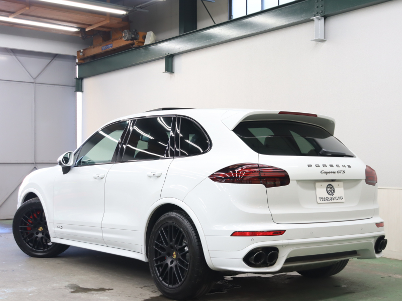 ポルシェ カイエン GTS　ｴﾝﾄﾘｰﾄﾞﾗｲﾌﾞ ﾌﾞﾗｯｸﾊｰﾌﾚｻﾞｰ ﾋｰﾀｰ ﾊﾟﾉﾗﾏSR 純正ﾅﾋﾞ TV Bｶﾒﾗ ｷｾﾉﾝﾗｲﾄ 自動Rｹﾞｰﾄﾞ ｱﾙｶﾝﾀｰﾗﾙｰﾌﾗｲﾅｰ ｽﾎﾟｰﾂｴｸﾞｿﾞｰｽﾄ Sportﾓｰﾄﾞ ﾚｯﾄﾞｷｬﾘﾊﾟｰ 純正RSﾃﾞｻﾞｲﾝ20ｲﾝﾁAW　2年保証