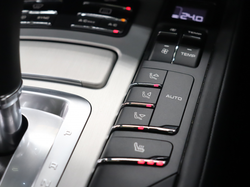 ポルシェ カイエン GTS　ｴﾝﾄﾘｰﾄﾞﾗｲﾌﾞ ﾌﾞﾗｯｸﾊｰﾌﾚｻﾞｰ ﾋｰﾀｰ ﾊﾟﾉﾗﾏSR 純正ﾅﾋﾞ TV Bｶﾒﾗ ｷｾﾉﾝﾗｲﾄ 自動Rｹﾞｰﾄﾞ ｱﾙｶﾝﾀｰﾗﾙｰﾌﾗｲﾅｰ ｽﾎﾟｰﾂｴｸﾞｿﾞｰｽﾄ Sportﾓｰﾄﾞ ﾚｯﾄﾞｷｬﾘﾊﾟｰ 純正RSﾃﾞｻﾞｲﾝ20ｲﾝﾁAW　2年保証