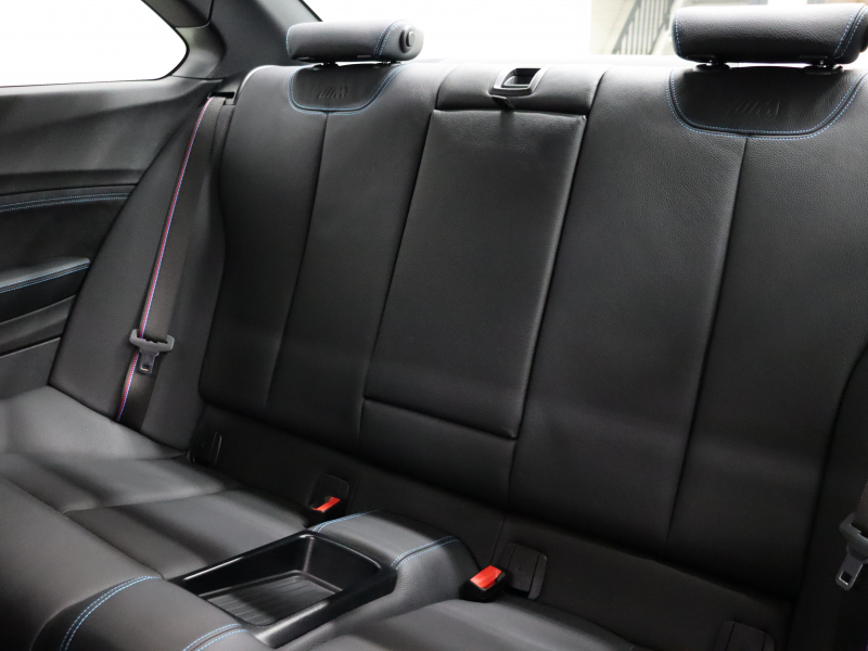 BMW Mシリーズ M2 ｺﾝﾍﾟﾃｨｼｮﾝ　後期LCI ｺﾝﾌｫｰﾄA ｲﾝﾃﾘｼﾞｪﾝﾄS 黒革 純正Idriveﾅﾋﾞ harman/kardon Bｶﾒﾗ ｸﾙｺﾝ LEDﾍｯﾄﾞﾗｲﾄ ｶｰﾎﾞﾝｲﾝﾃﾘｱ Mﾌﾞﾚｰｷｷｬﾘﾊﾟｰ Mｴｱﾛ&19ｲﾝﾁAW　2年保証付