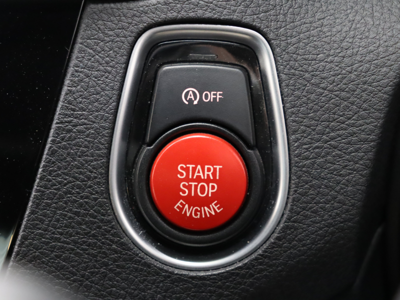 BMW Mシリーズ M2 ｺﾝﾍﾟﾃｨｼｮﾝ　後期LCI ｺﾝﾌｫｰﾄA ｲﾝﾃﾘｼﾞｪﾝﾄS 黒革 純正Idriveﾅﾋﾞ harman/kardon Bｶﾒﾗ ｸﾙｺﾝ LEDﾍｯﾄﾞﾗｲﾄ ｶｰﾎﾞﾝｲﾝﾃﾘｱ Mﾌﾞﾚｰｷｷｬﾘﾊﾟｰ Mｴｱﾛ&19ｲﾝﾁAW　2年保証付