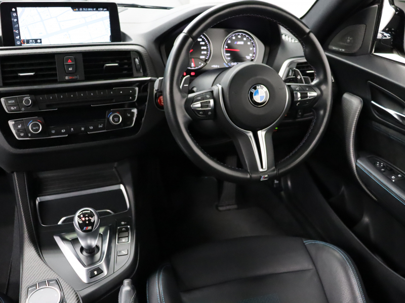 BMW Mシリーズ M2 ｺﾝﾍﾟﾃｨｼｮﾝ　後期LCI ｺﾝﾌｫｰﾄA ｲﾝﾃﾘｼﾞｪﾝﾄS 黒革 純正Idriveﾅﾋﾞ harman/kardon Bｶﾒﾗ ｸﾙｺﾝ LEDﾍｯﾄﾞﾗｲﾄ ｶｰﾎﾞﾝｲﾝﾃﾘｱ Mﾌﾞﾚｰｷｷｬﾘﾊﾟｰ Mｴｱﾛ&19ｲﾝﾁAW　2年保証付