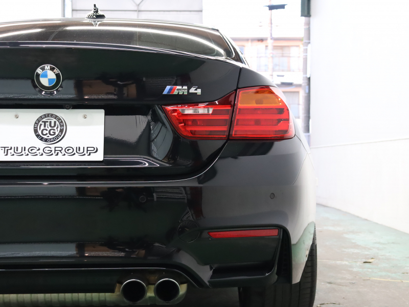 BMW Mシリーズ M4 ｸｰﾍﾟ MDCT　Mｻｽﾍﾟﾝｼｮﾝ ｺﾝﾌｫｰﾄA ｲﾝﾃﾘｼﾞｪﾝﾄS 赤革 ﾅﾋﾞTV Bluetooth Bｶﾒﾗ HUD LEDﾍｯﾄﾞﾗｲﾄ ｶｰﾎﾞﾝﾙｰﾌ ｶｰﾎﾞﾝｲﾝﾃﾘｱ Mｽﾎﾟｰﾂｽﾃｱﾘﾝｸﾞ Mﾌﾞﾙｰｷｬﾘﾊﾟｰ Mｴｱﾛ&19AW(ｽﾀｲﾘﾝｸﾞ437M)　2年保証付