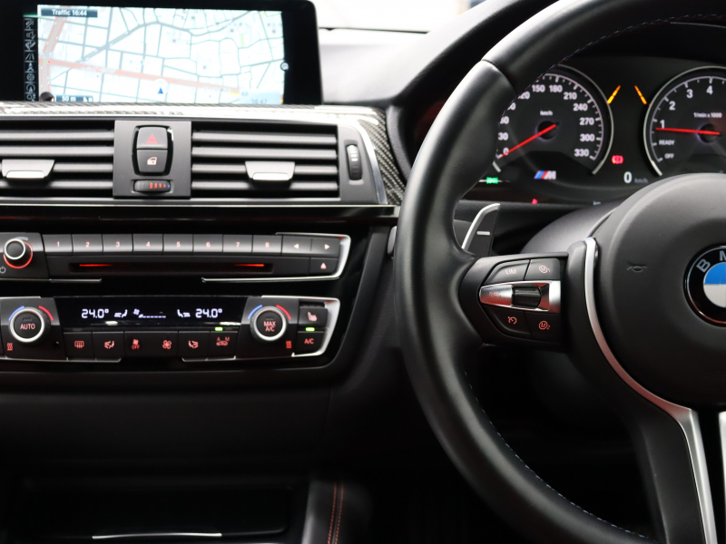 BMW Mシリーズ M4 ｸｰﾍﾟ MDCT　Mｻｽﾍﾟﾝｼｮﾝ ｺﾝﾌｫｰﾄA ｲﾝﾃﾘｼﾞｪﾝﾄS 赤革 ﾅﾋﾞTV Bluetooth Bｶﾒﾗ HUD LEDﾍｯﾄﾞﾗｲﾄ ｶｰﾎﾞﾝﾙｰﾌ ｶｰﾎﾞﾝｲﾝﾃﾘｱ Mｽﾎﾟｰﾂｽﾃｱﾘﾝｸﾞ Mﾌﾞﾙｰｷｬﾘﾊﾟｰ Mｴｱﾛ&19AW(ｽﾀｲﾘﾝｸﾞ437M)　2年保証付