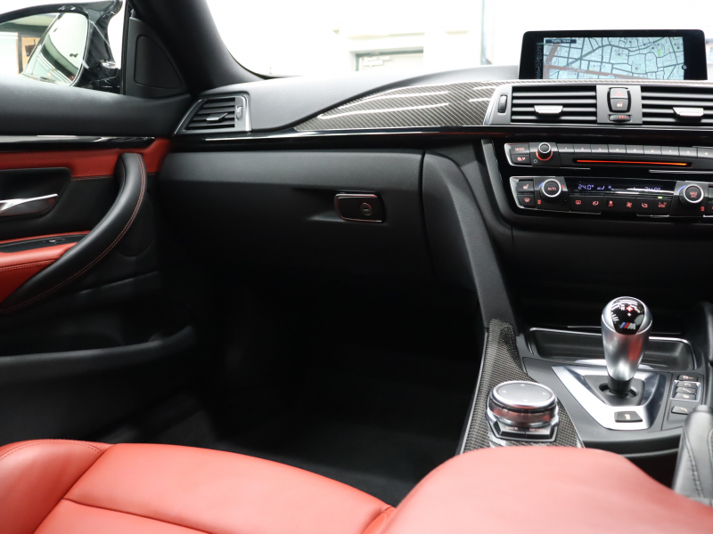 BMW Mシリーズ M4 ｸｰﾍﾟ MDCT　Mｻｽﾍﾟﾝｼｮﾝ ｺﾝﾌｫｰﾄA ｲﾝﾃﾘｼﾞｪﾝﾄS 赤革 ﾅﾋﾞTV Bluetooth Bｶﾒﾗ HUD LEDﾍｯﾄﾞﾗｲﾄ ｶｰﾎﾞﾝﾙｰﾌ ｶｰﾎﾞﾝｲﾝﾃﾘｱ Mｽﾎﾟｰﾂｽﾃｱﾘﾝｸﾞ Mﾌﾞﾙｰｷｬﾘﾊﾟｰ Mｴｱﾛ&19AW(ｽﾀｲﾘﾝｸﾞ437M)　2年保証付