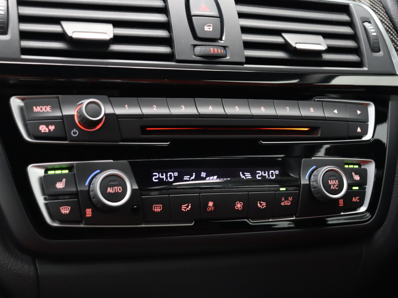 BMW Mシリーズ M4 ｸｰﾍﾟ MDCT　Mｻｽﾍﾟﾝｼｮﾝ ｺﾝﾌｫｰﾄA ｲﾝﾃﾘｼﾞｪﾝﾄS 赤革 ﾅﾋﾞTV Bluetooth Bｶﾒﾗ HUD LEDﾍｯﾄﾞﾗｲﾄ ｶｰﾎﾞﾝﾙｰﾌ ｶｰﾎﾞﾝｲﾝﾃﾘｱ Mｽﾎﾟｰﾂｽﾃｱﾘﾝｸﾞ Mﾌﾞﾙｰｷｬﾘﾊﾟｰ Mｴｱﾛ&19AW(ｽﾀｲﾘﾝｸﾞ437M)　2年保証付