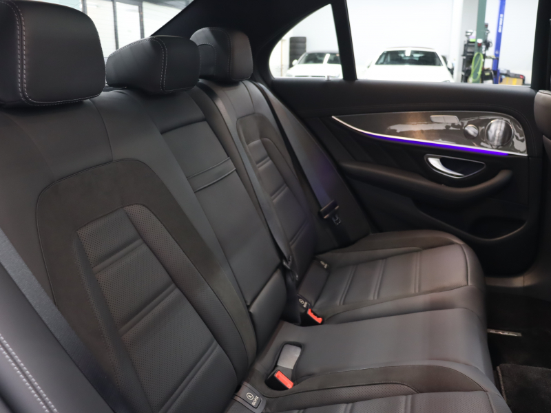 AMG Eクラス E53 4MATIC+ ｴｸｽｸﾙｰｼﾌﾞ& ﾚｰﾀﾞｰSP　後期 ISG搭載  黒革 ﾍﾞﾝﾁﾚｰﾀｰ ｼｰﾄﾋｰﾀｰﾌﾟﾗｽ ﾀﾞｲﾅﾐｯｸｼｰﾄ ﾅﾋﾞTV CarPlay ﾌﾞﾙﾒｽﾀｰS  HUD 360ｶﾒﾗ ﾜｲﾔﾚｽﾁｬｰｼﾞﾝｸﾞ ﾏﾙﾁﾋﾞｰﾑLEDﾍｯﾄﾞﾗｲﾄ AMGﾄﾞﾗｲﾌﾞｺﾝﾄﾛｰﾙｽｲｯﾁ AMGｴｱﾛ&20AW　2年保証