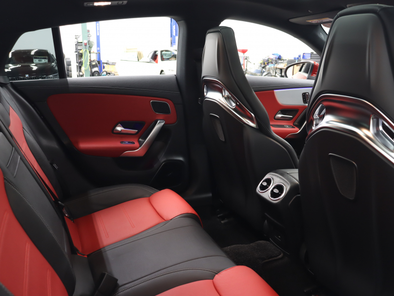 AMG CLAクラス CLA45S 4MATIC+ ｼｭｰﾃｨﾝｸﾞﾌﾞﾚｰｸ AMGｱﾄﾞﾊﾞﾝｽﾄﾞ&ﾊﾟﾌｫｰﾏﾝｽPKG　赤/黒革 ﾍﾞﾝﾁﾚｰﾀｰ ﾊﾟﾉﾗﾏSR 純正ﾅﾋ 360ｶﾒﾗ HUD ﾜｲﾔﾚｽﾁｬｰｼﾞﾝｸﾞ AMGﾊﾟﾌｫｰﾏﾝｽｴｸﾞｿﾞｰｽﾄ AMGﾊﾟﾌｫｰﾏﾝｽｼｰﾄ AMGｻｽﾍﾟﾝｼｮﾝ AMGｴｱﾛ&19ｲﾝﾁAW　2年保証