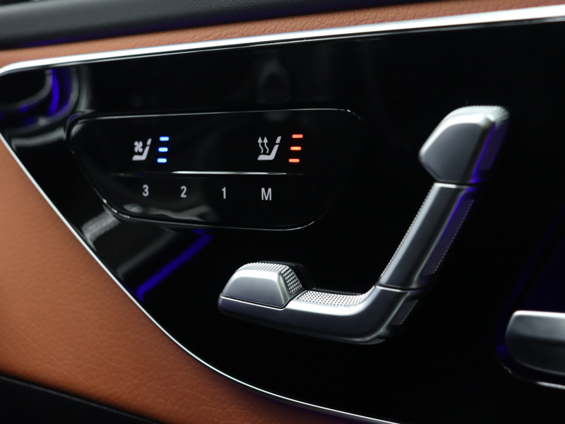 AMG Cクラス C43 4MATIC ｽﾃｰｼｮﾝﾜｺﾞﾝ ﾚｰﾀﾞｰ&ﾅｲﾄPKG　 BSG搭載 現行ﾓﾃﾞﾙ 1ｵｰﾅｰ 茶/黒革 ﾍﾞﾝﾁﾚｰﾀｰ ﾊﾟﾉﾗﾏSR 純正ﾅﾋﾞ ﾌﾞﾙﾒｽﾀｰS HUD Carplay 360ｶﾒﾗ AMGｻｽﾍﾟﾝｼｮﾝ AMGﾘｱﾙﾊﾟﾌｫｰﾏﾝｽｻｳﾝﾄﾞ AMGｴｱﾛ&19ｲﾝﾁAW　2年保証付