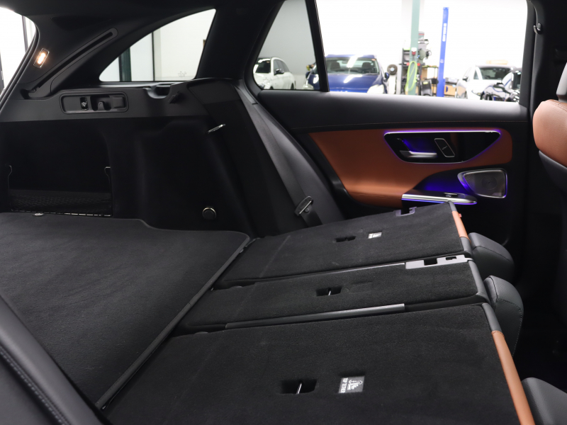 AMG Cクラス C43 4MATIC ｽﾃｰｼｮﾝﾜｺﾞﾝ ﾚｰﾀﾞｰ&ﾅｲﾄPKG　 BSG搭載 現行ﾓﾃﾞﾙ 1ｵｰﾅｰ 茶/黒革 ﾍﾞﾝﾁﾚｰﾀｰ ﾊﾟﾉﾗﾏSR 純正ﾅﾋﾞ ﾌﾞﾙﾒｽﾀｰS HUD Carplay 360ｶﾒﾗ AMGｻｽﾍﾟﾝｼｮﾝ AMGﾘｱﾙﾊﾟﾌｫｰﾏﾝｽｻｳﾝﾄﾞ AMGｴｱﾛ&19ｲﾝﾁAW　2年保証付