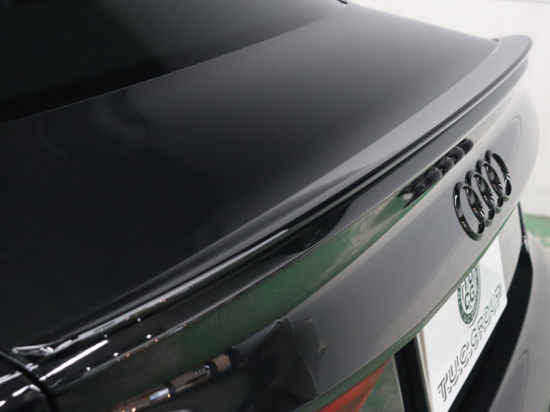 アウディ RS3 ﾍﾞｰｽｸﾞﾚｰﾄﾞ RSﾃﾞｻﾞｲﾝPKGﾚｯﾄﾞ ﾌﾞﾗｯｸｽﾀｲﾘﾝｸﾞPKG　黒革ｼｰﾄ ﾊﾟﾉﾗﾏSR MMIﾅﾋﾞTV Bang&Olufsen Bluetooth Bｶﾒﾗ ﾏﾄﾘｸｽLEDﾗｲﾄ ﾊﾞｰﾁｬﾙｺｸﾋﾟｯﾄ 純正19ｲﾝﾁAW　2年保証