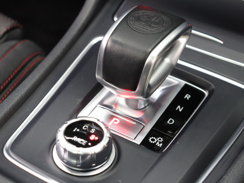 AMG CLAクラス CLA45 4MATIC ﾚｰﾀﾞｰSP　黒革 ｼｰﾄﾋｰﾀｰ 純正HDDﾅﾋﾞTV Bluetooth Carplay Bｶﾒﾗ LEDﾍｯﾄﾞﾗｲﾄ AMGｻｽﾍﾟﾝｼｮﾝ AMG強化ﾌﾞﾚｰｷ AMGｴｱﾛ&AMG18AW　2年保証