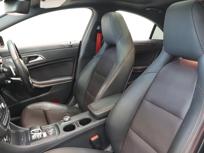 AMG CLAクラス CLA45 4MATIC ﾚｰﾀﾞｰSP　黒革 ｼｰﾄﾋｰﾀｰ 純正HDDﾅﾋﾞTV Bluetooth Carplay Bｶﾒﾗ LEDﾍｯﾄﾞﾗｲﾄ AMGｻｽﾍﾟﾝｼｮﾝ AMG強化ﾌﾞﾚｰｷ AMGｴｱﾛ&AMG18AW　2年保証