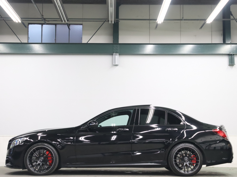 AMG Cクラス C63s ﾚｰﾀﾞｰSP　後期 黒革 ｼｰﾄﾋｰﾀｰ ﾅﾋﾞTV Carplay Bｶﾒﾗ LEDﾍｯﾄﾞﾗｲﾄ 自動Rｹﾞｰﾄ AMGｽﾀｲﾘﾝｸﾞPKG AMGﾄﾞﾗｲﾊﾞｰｽPKG AMGﾊﾟﾌｫｰﾏﾝｽｴｸﾞｿﾞｰｽﾄ AMG強化ﾌﾞﾚｰｷ AMG19ｲﾝﾁAW(ﾏｯﾄﾌﾞﾗｯｸ)　2年保証