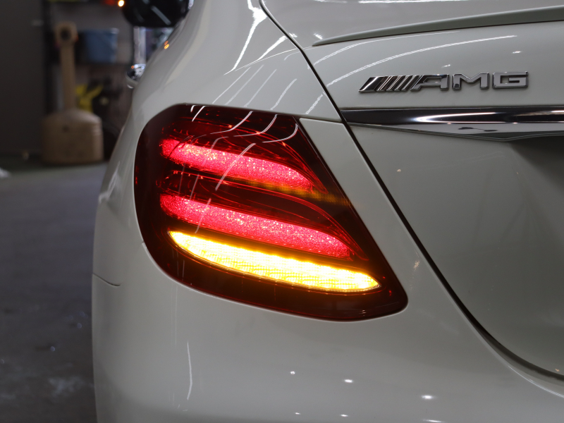 AMG Eクラス E53 4MATIC+ ｴｸｽｸﾙｰｼﾌﾞ&ﾚｰﾀﾞｰｾｰﾌﾃｨPKG　黒革 ﾍﾞﾝﾁﾚｰﾀｰ ﾋｰﾀｰ ﾀﾞｲﾅﾐｯｸｼｰﾄ ﾘﾗｸｾﾞｰｼｮﾝ機能  ﾊﾟﾉﾗﾏSR ﾅﾋﾞTV ﾌﾞﾙﾒｽﾀｰS 360ｶﾒﾗ  ﾍｯﾄﾞｱｯﾌﾟD 自動Rｹﾞｰﾄ AMGｴｸﾞｿﾞｰｽﾄ AMG強化ﾌﾞﾚｰｷ AMG専用ｴｱﾛ 20ｲﾝﾁAW　2年保証