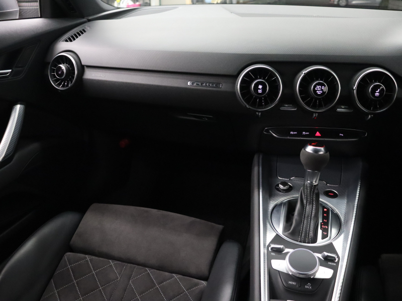 アウディ TT RS クーペ ｱｼｽﾀﾝｽPKGｱﾄﾞﾊﾞﾝｽﾄﾞ　ADVｷｰ ﾌﾞﾗｯｸﾚｻﾞｰ/ｱﾙｶﾝﾀﾗｼｰﾄ MMIﾅﾋﾞTV ﾊﾞｰﾁｬﾙC Bｶﾒﾗ ﾏﾄﾘｸｽLED ﾏｸﾞﾈﾃｨｯｸﾗｲﾄﾞ RSｽﾎﾟｰﾂEX 20ｲﾝﾁAW ﾚｯﾄﾞｷｬﾘﾊﾟｰ　2年保証