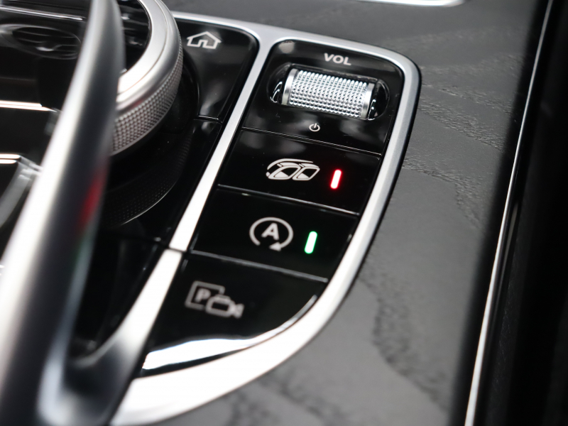 AMG Cクラス C63s ﾚｰﾀﾞｰ&ｺﾝﾌｫP　後期 黒革 ｼｰﾄﾋｰﾀｰ 純正ﾅﾋﾞTV Carplay Bｶﾒﾗ Brumester LED 自動Rｹﾞｰﾄ AMGｽﾀｲﾘﾝｸﾞPKG AMGﾄﾞﾗｲﾊﾞｰｽPKG AMGﾊﾟﾌｫｰﾏﾝｽｴｸﾞｿﾞｰｽﾄ AMG強化ﾌﾞﾚｰｷ AMG19ｲﾝﾁAW(ﾏｯﾄﾌﾞﾗｯｸ)　2年保証