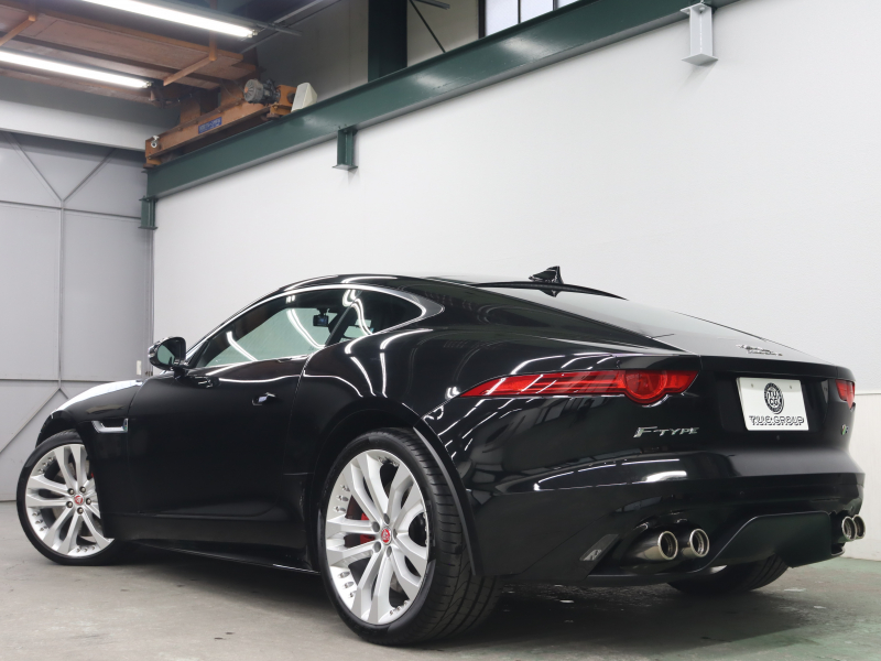 ジャガー Fタイプ Rｸｰﾍﾟ　赤/黒革 ﾊﾟﾌｫｰﾏﾝｽｼｰﾄ ｼｰﾄﾋｰﾀｰ 純正ﾅﾋﾞ ﾊﾞｯｸｶﾒﾗ ｸﾙｺﾝ MERIDIANｻｳﾝﾄﾞ 自動Rｹﾞｰﾄ ｽﾃｱﾘﾝｸﾞﾋｰﾀｰ ｶｰﾎﾞﾝｾﾝﾀｰｺﾝｿｰﾙ 可変ﾊﾞﾙﾌﾞ 可変ｳｨﾝｸﾞ ﾊﾟﾌｫｰﾏﾝｽｴｸﾞｿﾞｰｽﾄ 純正20ｲﾝﾁAW　2年保証