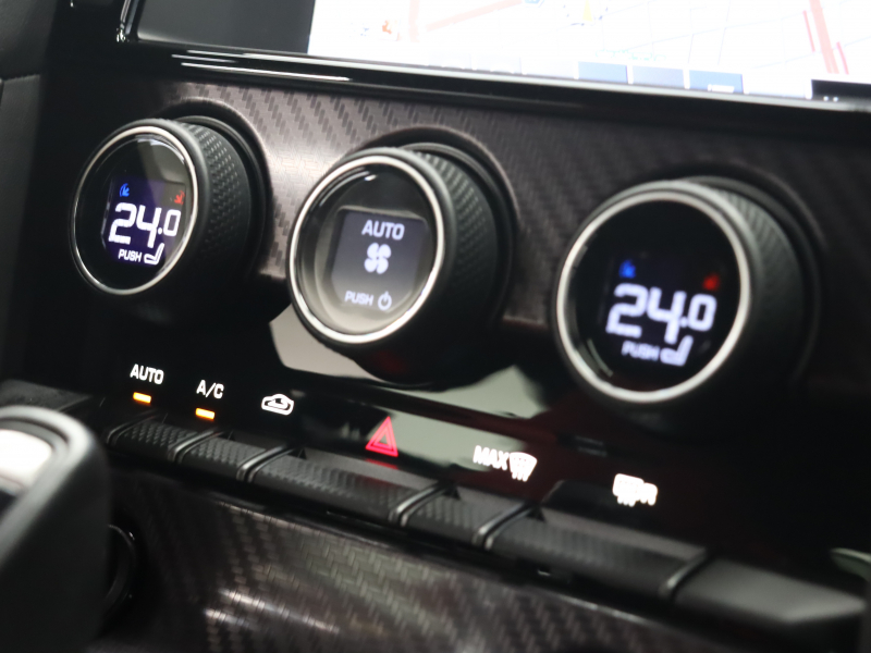 ジャガー Fタイプ Rｸｰﾍﾟ　赤/黒革 ﾊﾟﾌｫｰﾏﾝｽｼｰﾄ ｼｰﾄﾋｰﾀｰ 純正ﾅﾋﾞ ﾊﾞｯｸｶﾒﾗ ｸﾙｺﾝ MERIDIANｻｳﾝﾄﾞ 自動Rｹﾞｰﾄ ｽﾃｱﾘﾝｸﾞﾋｰﾀｰ ｶｰﾎﾞﾝｾﾝﾀｰｺﾝｿｰﾙ 可変ﾊﾞﾙﾌﾞ 可変ｳｨﾝｸﾞ ﾊﾟﾌｫｰﾏﾝｽｴｸﾞｿﾞｰｽﾄ 純正20ｲﾝﾁAW　2年保証