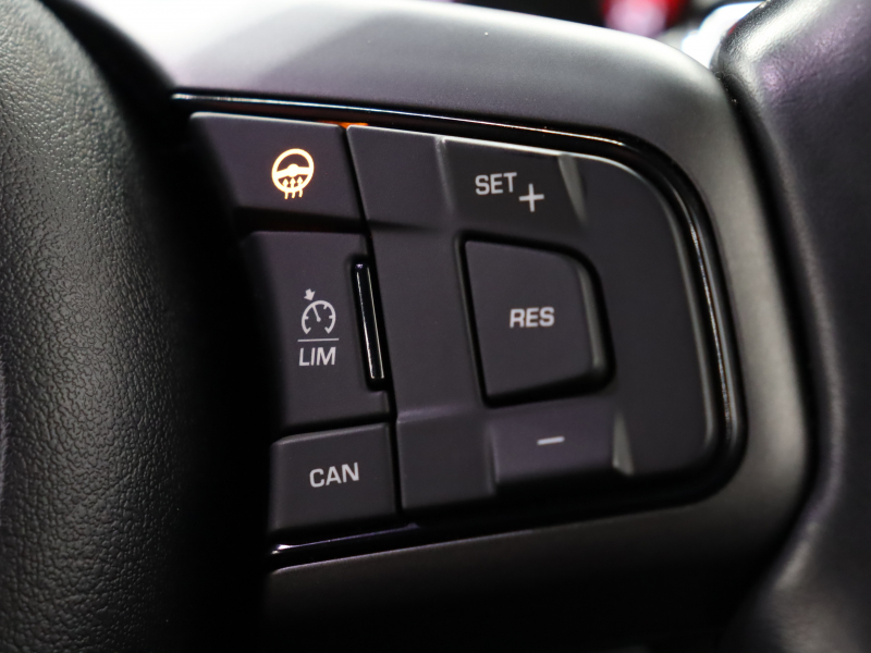 ジャガー Fタイプ Rｸｰﾍﾟ　赤/黒革 ﾊﾟﾌｫｰﾏﾝｽｼｰﾄ ｼｰﾄﾋｰﾀｰ 純正ﾅﾋﾞ ﾊﾞｯｸｶﾒﾗ ｸﾙｺﾝ MERIDIANｻｳﾝﾄﾞ 自動Rｹﾞｰﾄ ｽﾃｱﾘﾝｸﾞﾋｰﾀｰ ｶｰﾎﾞﾝｾﾝﾀｰｺﾝｿｰﾙ 可変ﾊﾞﾙﾌﾞ 可変ｳｨﾝｸﾞ ﾊﾟﾌｫｰﾏﾝｽｴｸﾞｿﾞｰｽﾄ 純正20ｲﾝﾁAW　2年保証