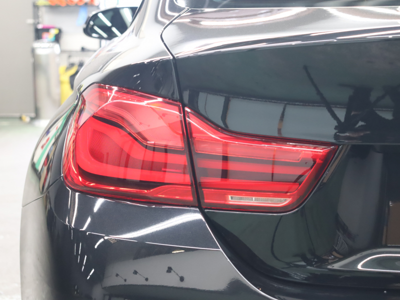 BMW Mシリーズ M4 ｸｰﾍﾟ MDCT　後期LCI ｺﾝﾌｫｰﾄA ｲﾝﾃﾘｼﾞｪﾝﾄS ﾄﾞﾗｲﾋﾞﾝｸﾞA 黒革 ﾅﾋﾞTV Bｶﾒﾗ Bluetooth HUD LEDﾍｯﾄﾞﾗｲﾄ KW車高調 ｶｰﾎﾞﾝﾙｰﾌ ｶｰﾎﾞﾝｲﾝﾃﾘｱ Mﾌﾞﾙｰｷｬﾘﾊﾟｰ Mｽﾎﾟｰﾂﾚｻﾞｰｽﾃｱﾘﾝｸﾞ Mｴｱﾛ&19AW(ｽﾀｲﾘﾝｸﾞ437M)　2年保証