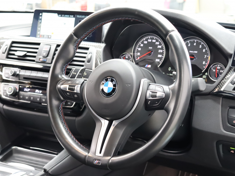 BMW Mシリーズ M4 ｸｰﾍﾟ MDCT　後期LCI ｺﾝﾌｫｰﾄA ｲﾝﾃﾘｼﾞｪﾝﾄS ﾄﾞﾗｲﾋﾞﾝｸﾞA 黒革 ﾅﾋﾞTV Bｶﾒﾗ Bluetooth HUD LEDﾍｯﾄﾞﾗｲﾄ KW車高調 ｶｰﾎﾞﾝﾙｰﾌ ｶｰﾎﾞﾝｲﾝﾃﾘｱ Mﾌﾞﾙｰｷｬﾘﾊﾟｰ Mｽﾎﾟｰﾂﾚｻﾞｰｽﾃｱﾘﾝｸﾞ Mｴｱﾛ&19AW(ｽﾀｲﾘﾝｸﾞ437M)　2年保証