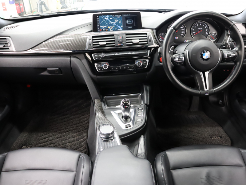 BMW Mシリーズ M4 ｸｰﾍﾟ MDCT　後期LCI ｺﾝﾌｫｰﾄA ｲﾝﾃﾘｼﾞｪﾝﾄS ﾄﾞﾗｲﾋﾞﾝｸﾞA 黒革 ﾅﾋﾞTV Bｶﾒﾗ Bluetooth HUD LEDﾍｯﾄﾞﾗｲﾄ KW車高調 ｶｰﾎﾞﾝﾙｰﾌ ｶｰﾎﾞﾝｲﾝﾃﾘｱ Mﾌﾞﾙｰｷｬﾘﾊﾟｰ Mｽﾎﾟｰﾂﾚｻﾞｰｽﾃｱﾘﾝｸﾞ Mｴｱﾛ&19AW(ｽﾀｲﾘﾝｸﾞ437M)　2年保証