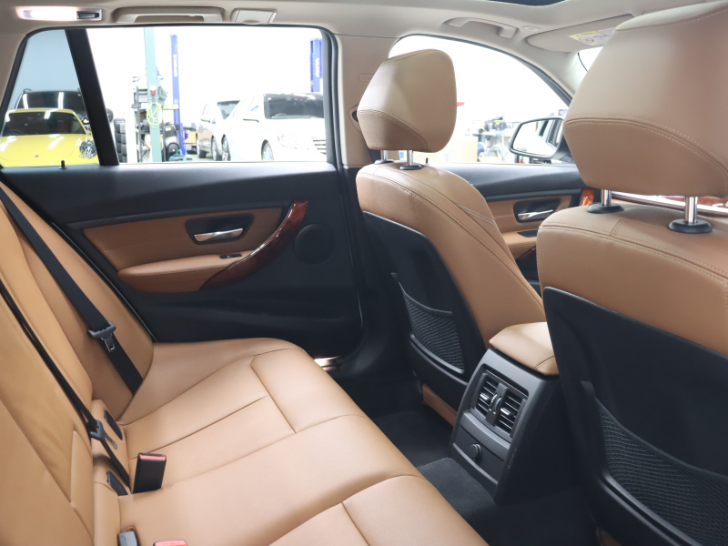 アルピナ B3 B3 ﾋﾞﾀｰﾎﾞﾂｰﾘﾝｸﾞ　茶革 ﾋｰﾀｰ ﾊﾟﾉﾗﾏSR ﾅﾋﾞTV Bｶﾒﾗ Bluetooth ｸﾙｰｽﾞｺﾝﾄﾛｰﾙ LEDﾍｯﾄﾞﾗｲﾄ 自動Rｹﾞｰﾄ&ﾊﾝｽﾞﾌﾘｰA ｺﾞｰﾙﾄﾞﾃﾞｺﾗｲﾝ AKRAPOVIC製ﾏﾌﾗｰ ALPINAﾌﾞﾙｰｷｬﾘﾊﾟｰ 専用ｴｱﾛ&20ｲﾝﾁAW　2年保証