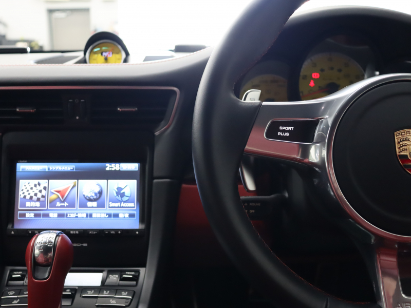 ポルシェ 911(Type991.1) ﾀｰﾎﾞS ｽﾎﾟｰﾂｸﾛﾉ&ｶｰﾎﾞﾝｲﾝﾃﾘｱPKG　正規D車 ﾂｰﾄｰﾝﾚｻﾞｰｲﾝﾃﾘｱ PCCB 赤革 18wayｱﾀﾞﾌﾟﾃｨﾌﾞｽﾎﾟｰﾂｼｰﾄ ﾅﾋﾞTV BOSEｻｳﾝﾄﾞ Bｶﾒﾗ PDLS付LEDﾗｲﾄ 20AW
