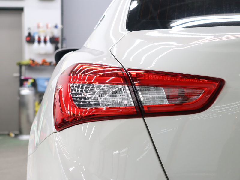 マセラティ ギブリ 3.0 ｱｼｽﾀﾝｽP　中期ﾓﾃﾞﾙ ACC BSM ｱｸﾃｨﾌﾞﾌﾞﾚｰｷ 茶革 8.4ｲﾝﾁMTC+ ﾅﾋﾞ ﾌﾙｾｸﾞ Carplay 360ｶﾒﾗ 19ｲﾝﾁﾌﾟﾛﾃｵAW ﾗﾃﾞｨｶｳｯﾄﾞｲﾝﾃﾘｱ HID　2年保証付