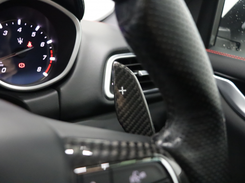 マセラティ ギブリ ﾄﾞﾗｲﾊﾞｰｽﾞｱｼｽﾀﾝｽ&ｶｰﾎﾞﾝｽﾎﾟｰﾂP　後期 黒革 ﾍﾞﾝﾁﾚｰﾀｰ ﾋｰﾀｰ ｻﾝﾙｰﾌ 純正SDﾅﾋﾞ TV harman/kardon ｻﾗｳﾝﾄﾞﾋﾞｭｰｶﾒﾗ ACC LEDﾍｯﾄﾞﾗｲﾄ 自動Rｹﾞｰﾄ&ﾊﾝｽﾞﾌﾘｰA ｽｶｲﾌｯｸｻｽﾍﾟﾝｼｮﾝ ｶｰﾎﾞﾝｲﾝﾃﾘｱﾄﾘﾑ 純正20ｲﾝﾁAW　2年保証