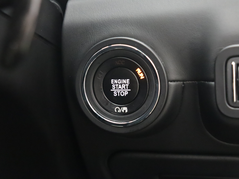 マセラティ ギブリ ﾄﾞﾗｲﾊﾞｰｽﾞｱｼｽﾀﾝｽ&ｶｰﾎﾞﾝｽﾎﾟｰﾂP　後期 黒革 ﾍﾞﾝﾁﾚｰﾀｰ ﾋｰﾀｰ ｻﾝﾙｰﾌ 純正SDﾅﾋﾞ TV harman/kardon ｻﾗｳﾝﾄﾞﾋﾞｭｰｶﾒﾗ ACC LEDﾍｯﾄﾞﾗｲﾄ 自動Rｹﾞｰﾄ&ﾊﾝｽﾞﾌﾘｰA ｽｶｲﾌｯｸｻｽﾍﾟﾝｼｮﾝ ｶｰﾎﾞﾝｲﾝﾃﾘｱﾄﾘﾑ 純正20ｲﾝﾁAW　2年保証