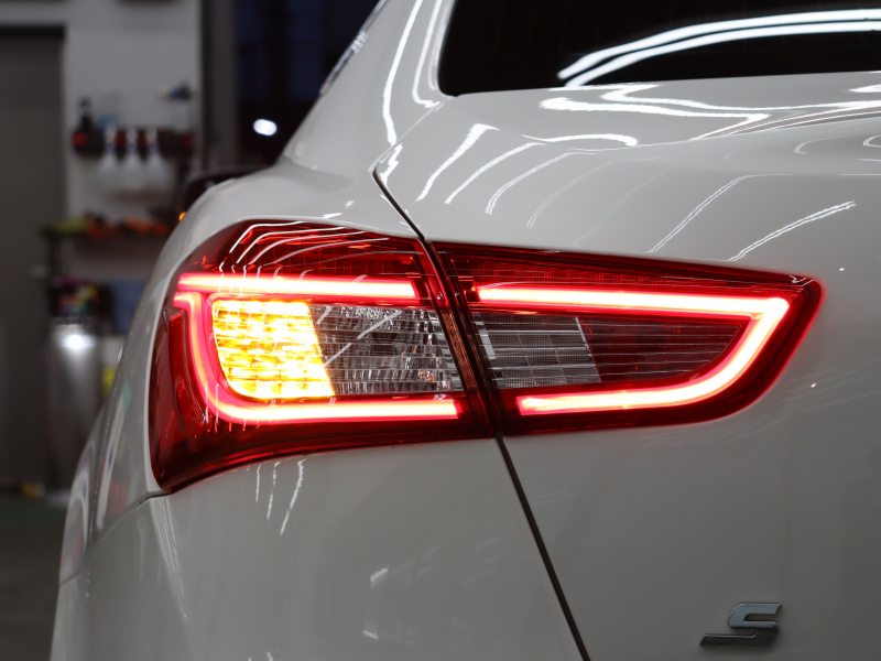 マセラティ ギブリ ﾄﾞﾗｲﾊﾞｰｽﾞｱｼｽﾀﾝｽ&ｶｰﾎﾞﾝｽﾎﾟｰﾂP　後期 黒革 ﾍﾞﾝﾁﾚｰﾀｰ ﾋｰﾀｰ ｻﾝﾙｰﾌ 純正SDﾅﾋﾞ TV harman/kardon ｻﾗｳﾝﾄﾞﾋﾞｭｰｶﾒﾗ ACC LEDﾍｯﾄﾞﾗｲﾄ 自動Rｹﾞｰﾄ&ﾊﾝｽﾞﾌﾘｰA ｽｶｲﾌｯｸｻｽﾍﾟﾝｼｮﾝ ｶｰﾎﾞﾝｲﾝﾃﾘｱﾄﾘﾑ 純正20ｲﾝﾁAW　2年保証