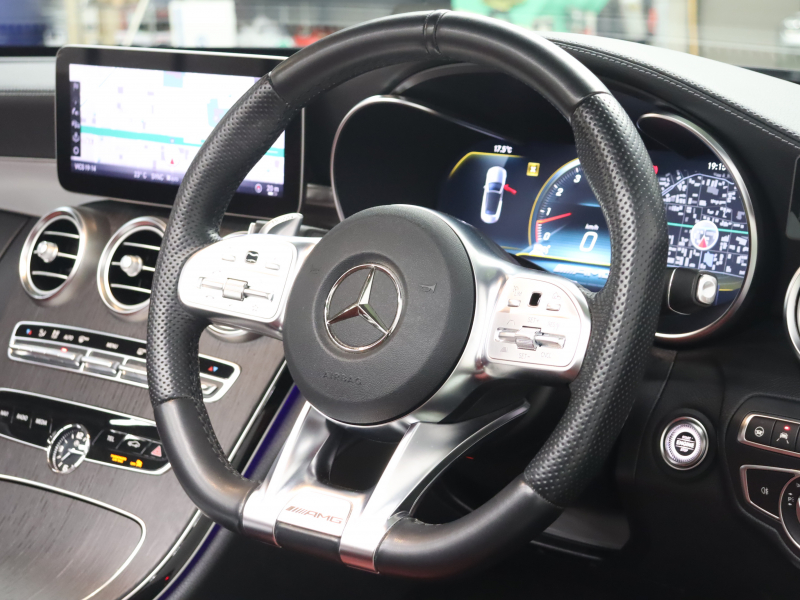 AMG Cクラス C43 4MATIC ｶﾌﾞﾘｵﾚ ﾚｰﾀﾞｰSP　赤革 ｴｱｽｶｰﾌ 赤幌 純正ﾅﾋﾞTV ﾌﾞﾙﾒｽﾀｰS Bｶﾒﾗ LEDﾍｯﾄﾞﾗｲﾄ AMGｻｽﾍﾟﾝｼｮﾝ AMGｴｸﾞｿﾞｰｽﾄ AMGｽﾎﾟｰﾂｽﾃｱﾘﾝｸﾞ AMG強化ﾌﾞﾚｰｷ AMGｽﾀｲﾘﾝｸﾞﾊﾟｯｹｰｼﾞ AMG19ｲﾝﾁAW(ﾌﾞﾗｯｸ)　2年保証付