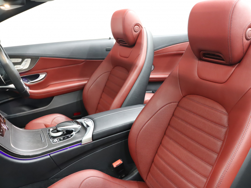 AMG Cクラス C43 4MATIC ｶﾌﾞﾘｵﾚ ﾚｰﾀﾞｰSP　赤革 ｴｱｽｶｰﾌ 赤幌 純正ﾅﾋﾞTV ﾌﾞﾙﾒｽﾀｰS Bｶﾒﾗ LEDﾍｯﾄﾞﾗｲﾄ AMGｻｽﾍﾟﾝｼｮﾝ AMGｴｸﾞｿﾞｰｽﾄ AMGｽﾎﾟｰﾂｽﾃｱﾘﾝｸﾞ AMG強化ﾌﾞﾚｰｷ AMGｽﾀｲﾘﾝｸﾞﾊﾟｯｹｰｼﾞ AMG19ｲﾝﾁAW(ﾌﾞﾗｯｸ)　2年保証付