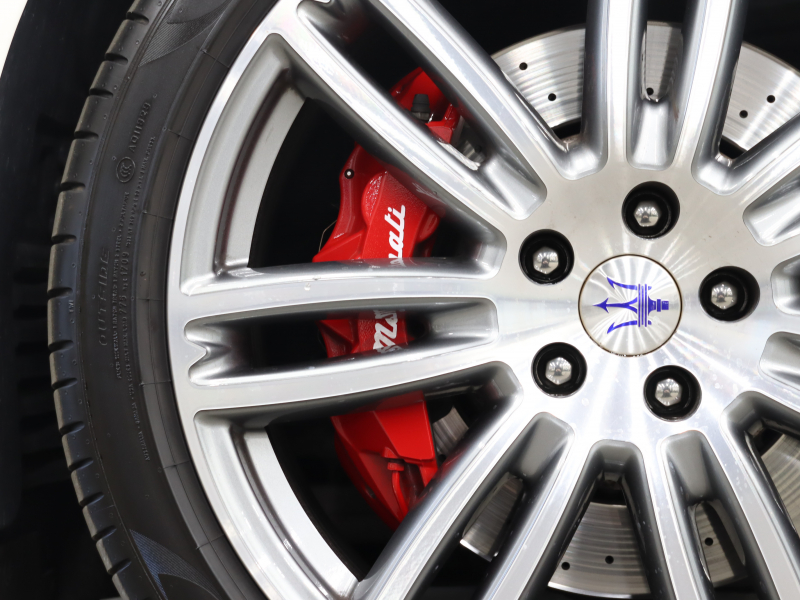 マセラティ ギブリ ｸﾞﾗﾝｽﾎﾟｰﾂ ﾄﾞﾗｲﾊﾞｰｽﾞｱｼｽﾀﾝｽP　中期 赤革 ﾍﾞﾝﾁﾚｰﾀｰ ﾋｰﾀｰ ｻﾝﾙｰﾌ 純正SDﾅﾋﾞ TV ｻﾗｳﾝﾄﾞﾋﾞｭｰｶﾒﾗ ACC LEDﾍｯﾄﾞﾗｲﾄ 自動Rｹﾞｰﾄ&ﾊﾝｽﾞﾌﾘｰA ｽｶｲﾌｯｸｻｽﾍﾟﾝｼｮﾝﾄﾗｲﾃﾞﾝﾄｽﾃｯﾁ ﾚｯﾄﾞｷｬﾘﾊﾟｰ 純正20ｲﾝﾁAW　2年保証