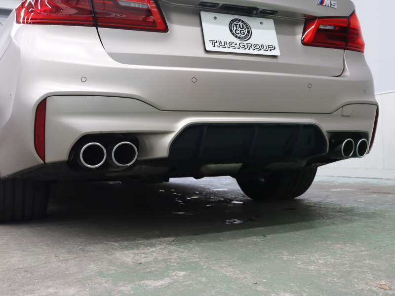 BMW Mシリーズ M5　有償色 茶革 ﾌﾙﾚｻﾞｰﾒﾘﾉｲﾝﾃﾘｱ ﾍﾞﾝﾁﾚｰﾀｰ ｱﾙｶﾝﾀﾗﾙｰﾌ 純正ﾅﾋﾞ TV Bowers&wilkinsﾀﾞｲﾔﾓﾝﾄﾞｻｳﾝﾄﾞ 360ｶﾒﾗ HUD ｿﾌﾄｸﾛｰｽﾞﾄﾞｱ 自動Rｹﾞｰﾄ&ﾊﾝｽﾞﾌﾘｰA ｱﾀﾞﾌﾟﾃｨﾌﾞMﾃﾞｨﾌｧﾚﾝｼｬﾙ Mｴｱﾛ&20ｲﾝﾁAW(706M)　2年保証