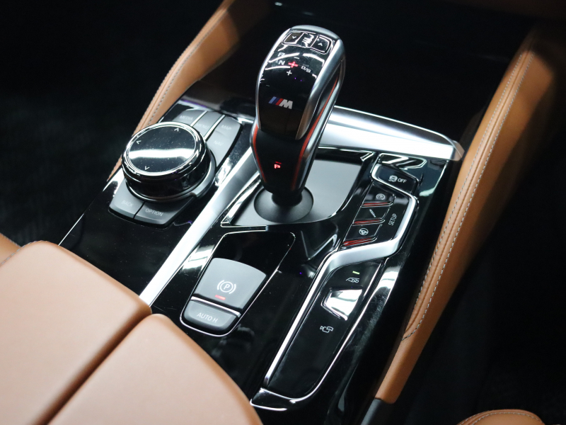 BMW Mシリーズ M5　有償色 茶革 ﾌﾙﾚｻﾞｰﾒﾘﾉｲﾝﾃﾘｱ ﾍﾞﾝﾁﾚｰﾀｰ ｱﾙｶﾝﾀﾗﾙｰﾌ 純正ﾅﾋﾞ TV Bowers&wilkinsﾀﾞｲﾔﾓﾝﾄﾞｻｳﾝﾄﾞ 360ｶﾒﾗ HUD ｿﾌﾄｸﾛｰｽﾞﾄﾞｱ 自動Rｹﾞｰﾄ&ﾊﾝｽﾞﾌﾘｰA ｱﾀﾞﾌﾟﾃｨﾌﾞMﾃﾞｨﾌｧﾚﾝｼｬﾙ Mｴｱﾛ&20ｲﾝﾁAW(706M)　2年保証